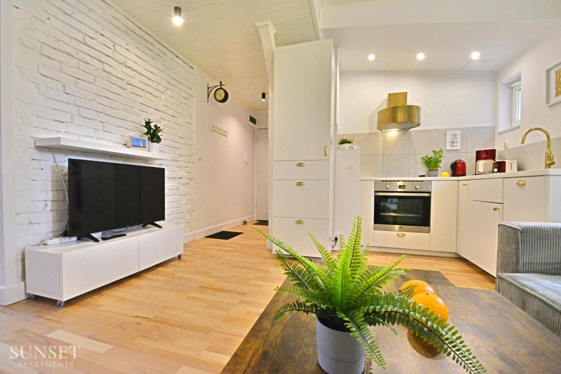 Sunset Apartments - Kapitanska - Plaza 500M Świnoujście Buitenkant foto